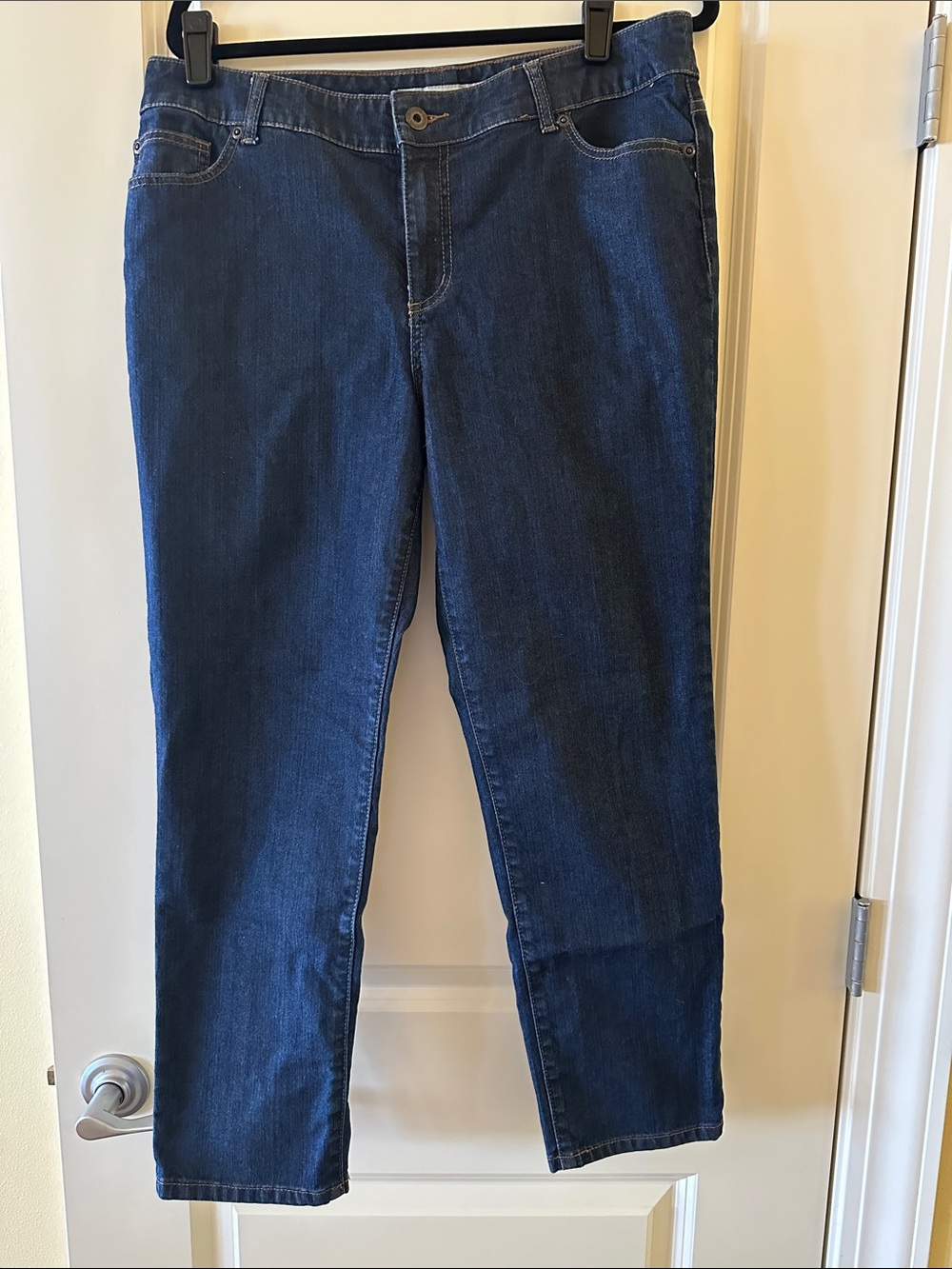 Chico's Dark Blue Denim Cropped Jeans